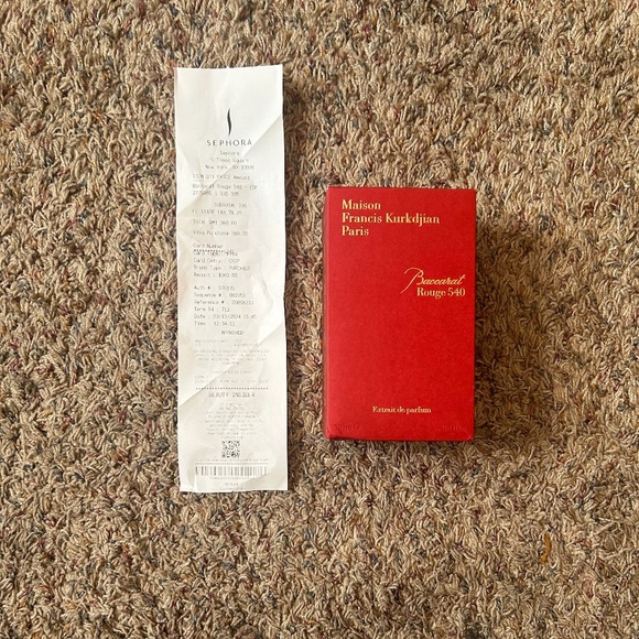 Baccarat Rouge 540 - Picture 1 of 8